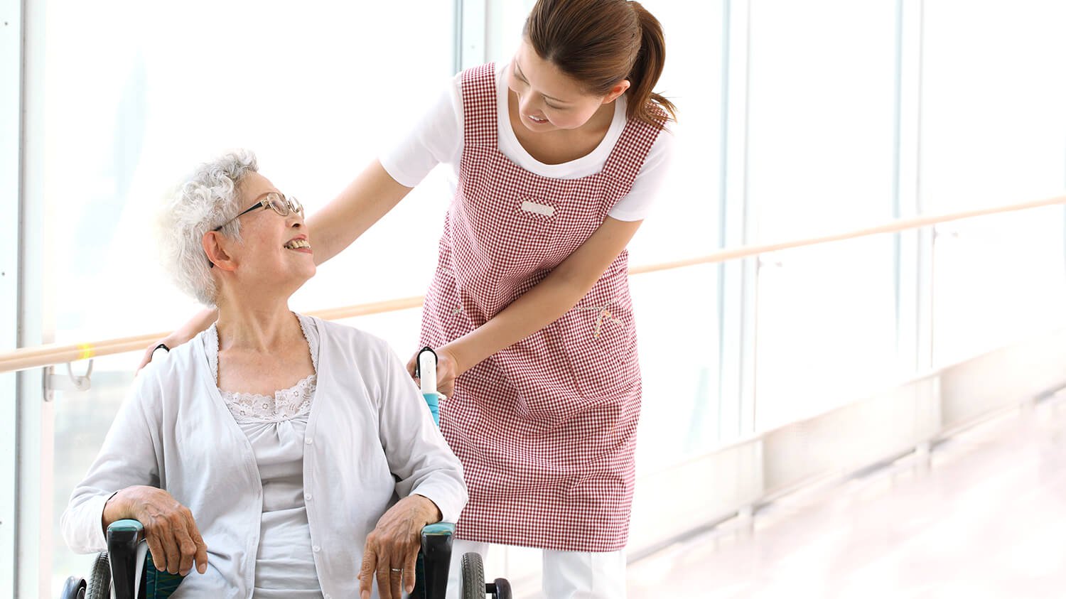 飲食・サービス