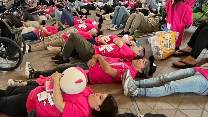 みんなでゴロンしよう